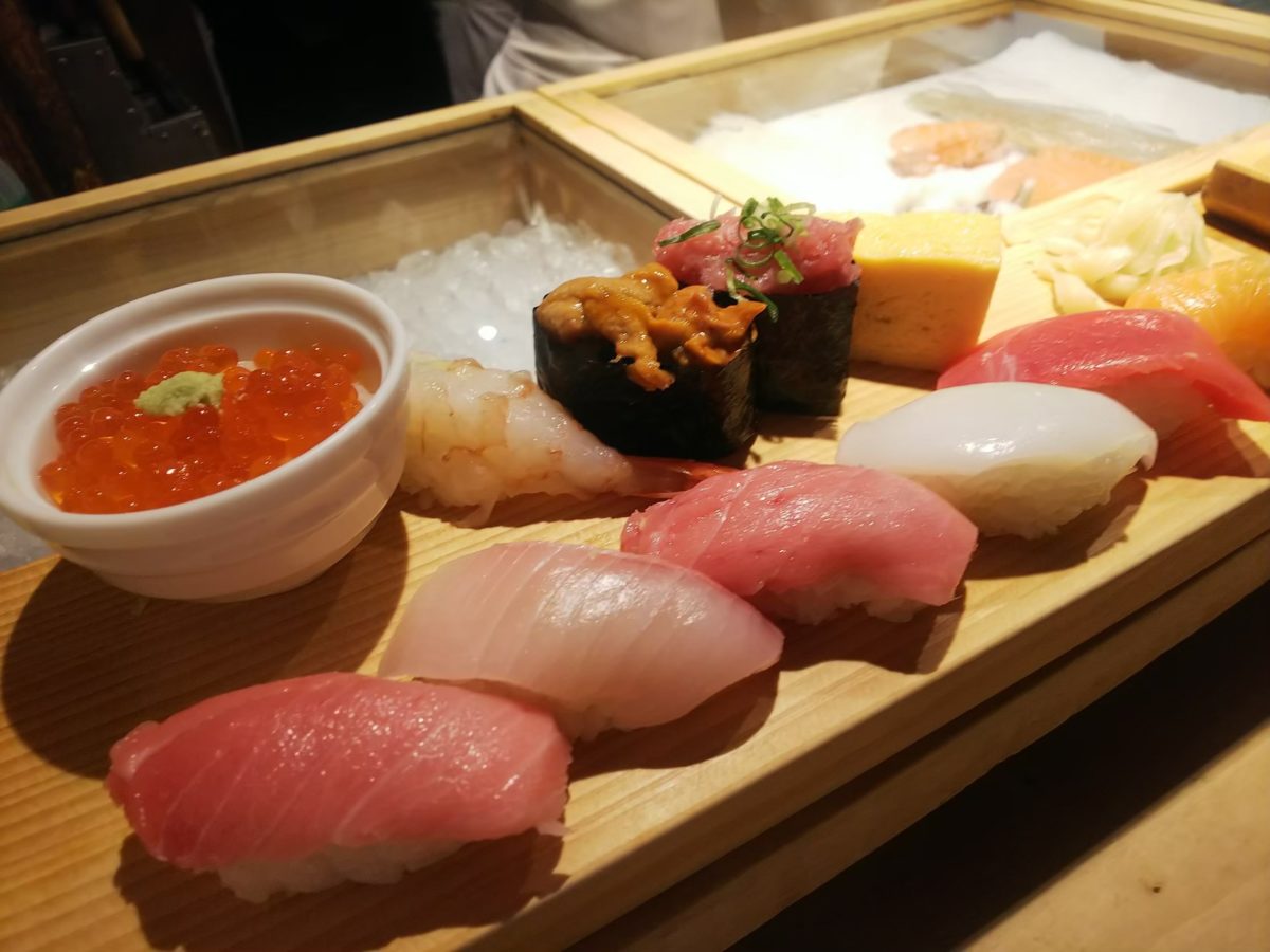 Sushi in Tsukiji