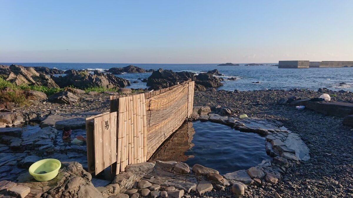 Hot spring in Yakushima